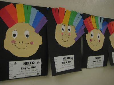 Adorable project-->Teaching ROY G BIV to kindergarteners. Teaching Colours, Wild About Learning, Roy G Biv, Rainbow Craft, Kindergarten Colors, Weather Unit, Spring School, Preschool Colors, Classroom Freebies