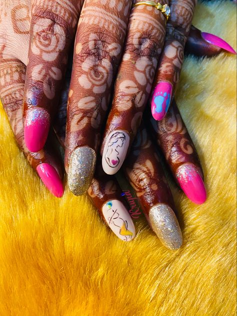 Baby Shower Nail Art Designs, Pregnancy Nails Designs, Baby Shower Nails Ideas, Baby Nails Design Pregnancy, Baby Shower Nail Art, Maternity Nails, Baby Nail Art, Baby Mehndi, Shower Nails