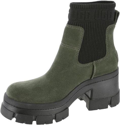 UGG Women's Brooklyn Chelsea Fashion Boot Winter Outfit Fall Outfit UGG Sherpa Boot Chelsea Fashion, Ugg Sherpa, Outfit Ugg, Forest Night, Ugg Style, Outfit Fall, Boot Bag, Ankle Bootie, Chelsea Boot