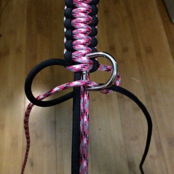 Paracord Dog Collar, Train Dog, Paracord Braids, Dog Faces, Diy Dog Collar, Paracord Dog Collars, Paracord Diy, Collars Diy, Basic Dog Training