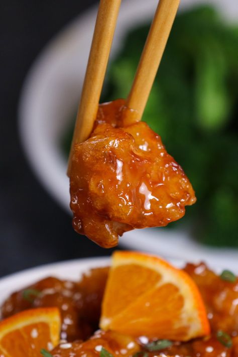 Homemade Orange Chicken, Paleo Orange Chicken, Chicken 101, Spicy Orange Chicken, Orange Sauce Recipe, Baked Orange Chicken, Chinese Orange Chicken, Orange Chicken Sauce, Cooking Fried Chicken