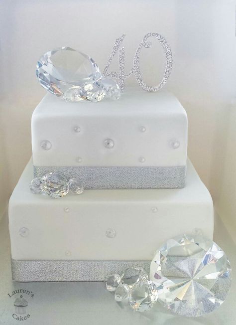 40th birthday diamond gemstone cake Diamond Jubilee Cake, Diamond Theme Cake, Diamond Cake Ideas, Diamond Jubilee Birthday, Diamond Birthday Cake, Gemstone Cake, Edible Diamonds, 75 Birthday Cake, Cake Dessert Ideas