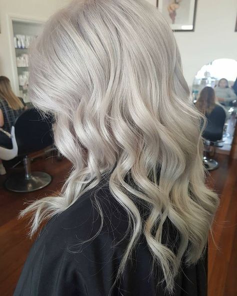 Scalp Bleach Blonde, Bleach Retouch, Scalp Bleach, Colour Hair, Make An Appointment, Bleach Blonde, Hair Colours, Hair Studio, Long Blonde Hair