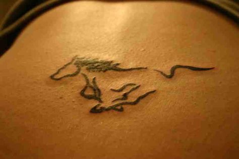 Ponies 😈😏 Mustang Tattoo, Horse Tattoos, Horse Shoe Tattoo, Patriotic Tattoos, Silhouette Tattoos, Tasteful Tattoos, Tattoos Skull, Tattoo Care, Cool Small Tattoos