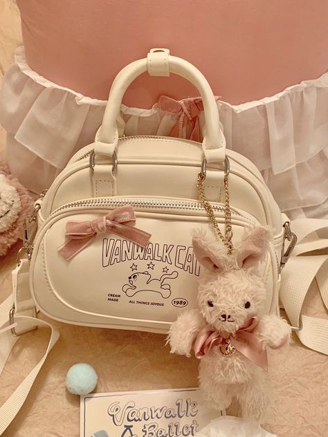 Cute Bags Aesthetic, Korean Bags, Korean Bag, Preppy Bags, Y2k Shoulder Bag, My Style Bags, Aesthetic Bags, Girly Bags, White Handbag