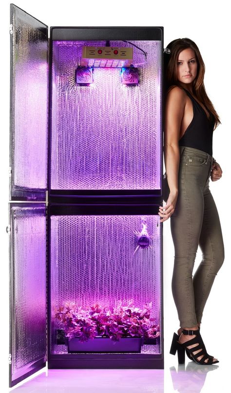 Growzilla - Hydroponics grow box $995 http://dealzer.com/growzilla-3-0-9-plant-led-hydroponics-grow-box/ #hydroponics Grow Box Indoor, Boondocking Rv, Vertical Hydroponics, Indoor Aquaponics, Hydroponic Farming, Hydroponics Diy, Grow Boxes, Grow Room, Aquaponics System