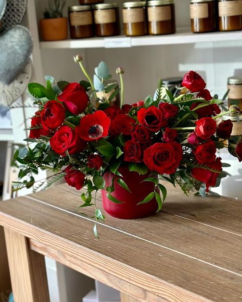 Red Arrangements, Red Floral Arrangements, Hydrangea Flower Arrangement, Red Flower Arrangements, Hydrangea Flower Arrangements, Get Well Flowers, Red Vase, Red Vases, Flowers Arrangements