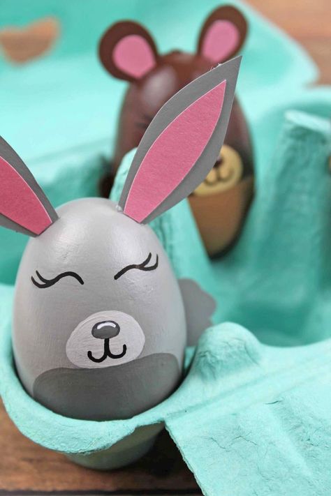 Easter Crafts To Make, Animal Easter Eggs, Cement Ideas, Painted Easter Eggs, Eggs Ideas, Craft Easter, Egg Craft, Egg Ideas, Kids Craft Room