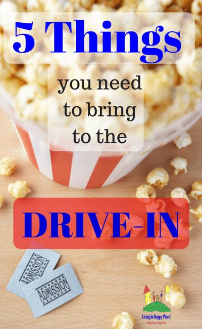 5 Things you forget to bring to the drive-in! What should I bring to the drive-in movies? 5 life savers you don't remember to bring to the drive-in but wish you had! Drive-in movie ideas for a fun and safe movie night. Tips for a stress-free movie night at the drive-in! Family movie night! #drivein #movies #movienight #driveinmovienight #familymovienight #family #familynight #movie #kids #parenting #lifehacks Drive In Snack Ideas, Drive In Movie Tips, Drive Thru Movie, Drive Inn Movies, Movie Hacks, Drive In Movie Theater, Good Drive, Movie Ideas, Movie Snacks