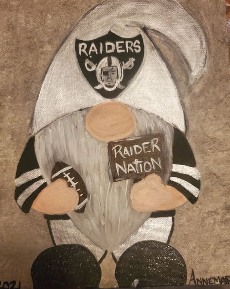 Gnome Ideas, Gnome Paint, Wood Art Diy, Football Signs, Raiders Football, Gnomes Diy, Raider Nation, Sculpture Ideas, Gnomes Crafts