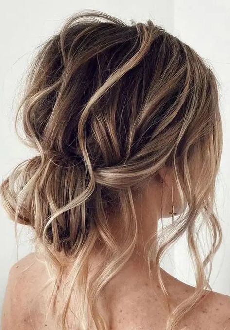 50 Sophisticated Low Bun Wedding Hair Ideas - Styleoholic Low Loose Updo, Chic Low Bun, Bun Wedding Hair, Low Bun Wedding Hair, Wedding Hair Ideas, Bun Wedding, Low Buns, Ballet Bun, Ballerina Bun