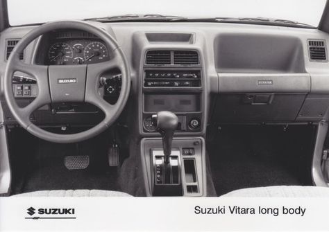 Suzuki Vitara long body interior, press photo, Belgium, 1992 Suzuki Vitara, Press Photo, Car Radio, Belgium, Vehicles