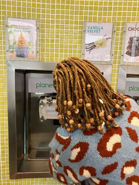 Blonde locs with beads and shells kendi 🤭 Locs With Beads, Blonde Locs, Locs Hairstyles, Locs, Hair Ideas, Hair Inspo, Dreadlocks, Shells, Blonde