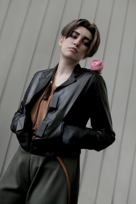 Jim Hawkins cosplay ~ Treasure Planet - COSPLAY IS BAEEE!!! Tap the pin now to grab yourself some BAE Cosplay leggings and shirts! From super hero fitness leggings, super hero fitness shirts, and so much more that wil make you say YASSS!!! Jim Treasure Planet Cosplay, Jim Hawkins Treasure Planet Cosplay, Planet Halloween Costume, Treasure Planet Cosplay, Jim Hawkins Treasure Planet, Anime Play, Disney Movie Art, Jim Hawkins, Fitness Shirts