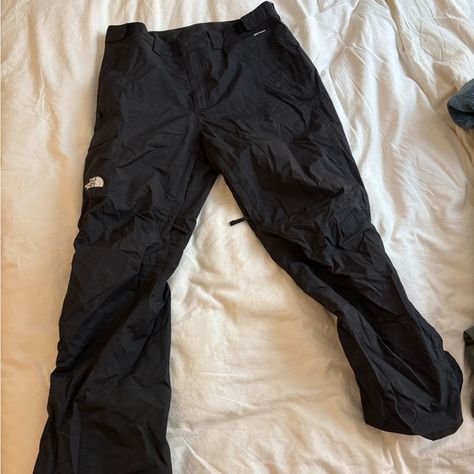 The North Face Men’s Freedom Ski Pants - Black - Size L Face Men, Ski Pants, North Face Mens, Pants Black, Black Pants, North Face, Mens Pants, The North Face, Skiing