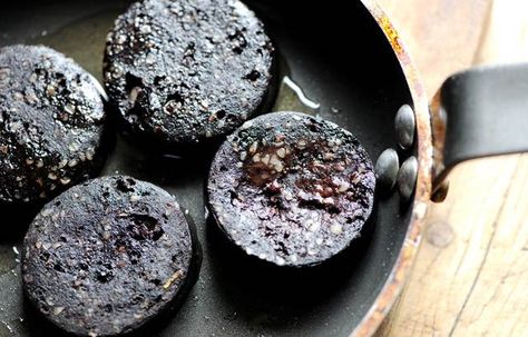 Let's hear it for ... black pudding - Great British Chefs Pork Sausage Patties, Pear Recipe, Offal Recipes, Irish Foods, Homemade Breakfast Sausage, Sausage Patties, Blood Sausage, Black Pudding, Great British Chefs