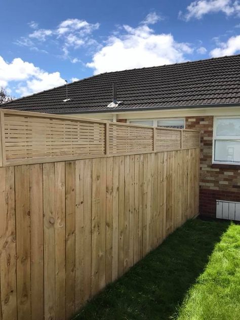 Fence Extension, Trellis Gate, Cooking Station, Privacy Ideas, Fence Privacy, Trellis Fence, Fence Toppers, Modern Fence Design, Trellis Panels