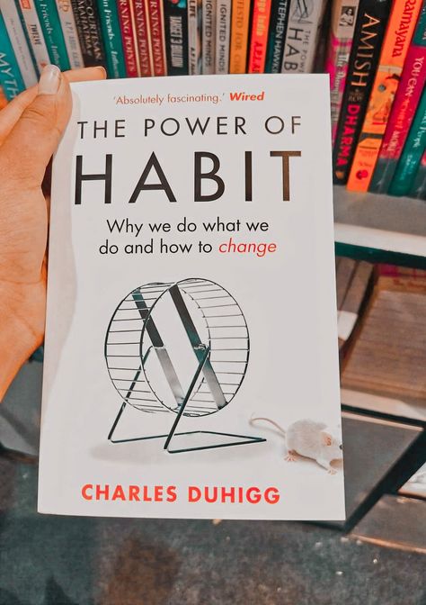 Intelligent Books, The Power Of Habit, Power Of Habit, Building Habits, Better Habits, Empowering Books, Best Self Help Books, Healing Books, Books To Read Nonfiction