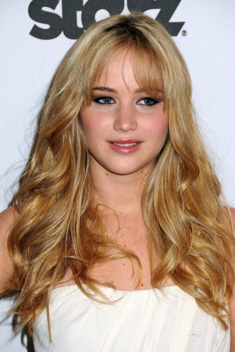 Jeniffer Lawrence, Jennifer Laurence, Jennifer Lawrence Hair, Jennifer Lawrence Pics, Blonde Actresses, Hairstyle Gallery, Long Wavy Hair, Jennifer Lawrence, Jennifer Aniston