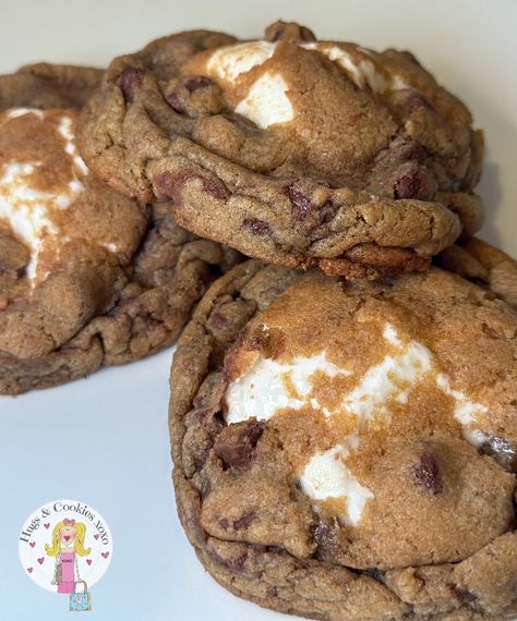 Browned Butter S'mores Stuffed Cookies Browned Butter S'mores Stuffed Cookies 16 T. salted butter (browned in a skillet)1 cup dark brown sugar1/2 cup light brown sugar1/2 cup granulated sugar2 eggs2 1/2 tsp Vanilla2 1/4 cups all-purpose flour3/4 tsp salt3/4 tsp baking soda1/2 tsp baking powder1 tsp cornstarch8 oz semi-sweet chocolate chipsStuffing Ingredientsgraham crackerssnack size Hershey Barsregular sized marshmallows Preheat your oven to 350°FLine a baking sheet with parchment paper.Once S’mores Stuffed Cookie, Stuffed Smores Cookies, Smores Stuffed Cookies, Marshmallow Stuffed Cookies, Graham Cracker Snacks, Smores Cookies Recipes, Hugs Cookies, Apple Cider Vinegar Detox Drink, Stuffing Ingredients