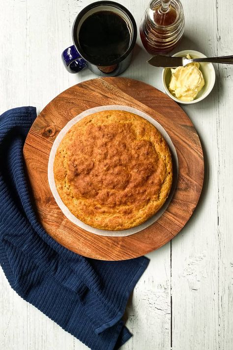 This easy homemade Skillet Bread recipe requires no kneading, no yeast, and is ready in 30 minutes or less. It's utterly delicious, simple, slightly chewy, and moist. Skillet Bread, Easy Skillet, No Knead, Bread Recipe, Easy Homemade, Skillet, Yeast, Bread Recipes, 30 Minutes