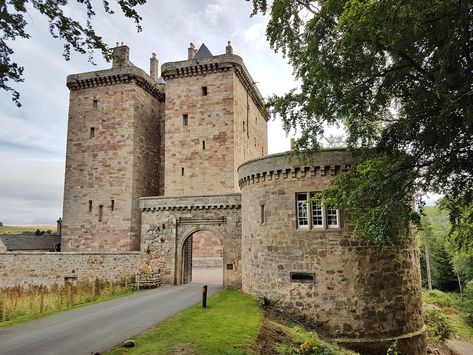 Borthwick Castle, Castle Interior, British Castles, Scotland Tours, Scotland Wedding, Castles In Scotland, Castles Interior, Scottish Castles, Manor Houses