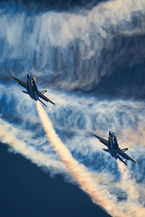 Blue Angels Aesthetic, Blue Angels Wallpaper, Honor Courage Commitment, July Wallpaper, Us Navy Blue Angels, 4th Of July Wallpaper, Angel Posters, Angel Wallpaper, Angels Pictures