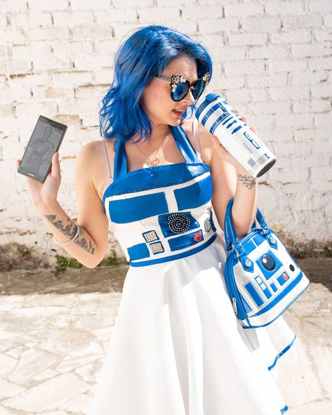 Star wars R2d2 disneybound with loungefly bag and  Disney shop mug R2d2 Disneybound, Disney Lifestyle, Star Wars Character, Star Wars Fashion, Star Wars R2d2, Disney Mugs, Loungefly Bag, R2 D2, Disney Shop