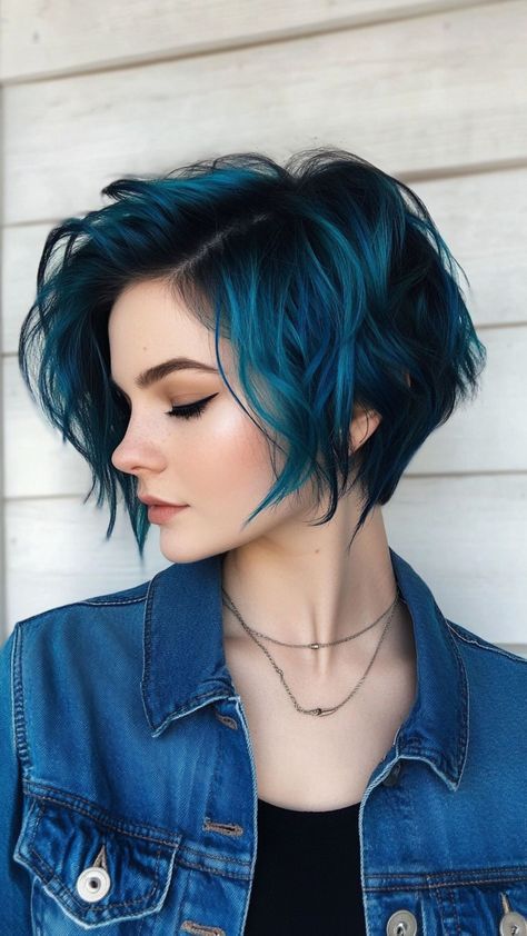 Hair Colour For Bob Haircut, Brown To Blue Ombre Hair Short, Short Vivid Hair, Short Hair Color Ideas Blue, Dark Blue Hair Short, Short Blue Hair Aesthetic, Galaxy Hair Color Short, Different Hair Dye Styles, Creative Hair Color Short