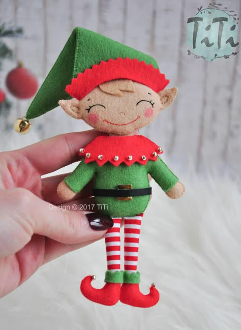 Christmas Decor Tree, Diy Felt Christmas Ornaments, Handmade Felt Ornament, Christmas Elf Doll, Winter Ornaments, Felt Crafts Christmas, Inside Decor, Felt Christmas Decorations, Elf Ornaments