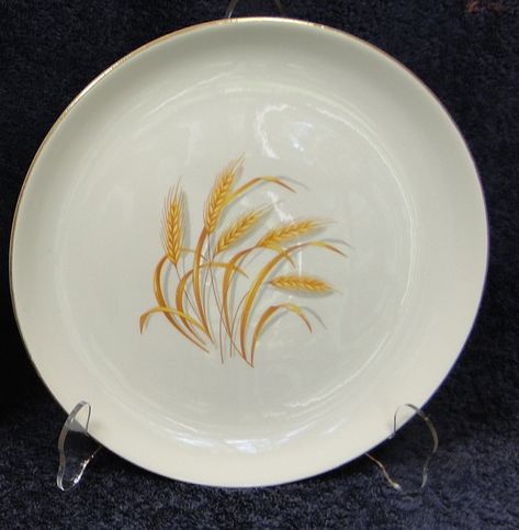 Homer Laughlin Golden Wheat Dinner Plate 9 1/4" | DR Vintage Dinnerware Replacements Homer Laughlin Dishes, Fruit Collage, Beautiful Dinner, Homer Laughlin China, Wheat Berries, Golden Wheat, Glass Ware, China China, Vintage Dinnerware