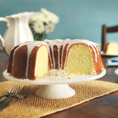 Whipping Cream Pound Cake Swans Down Cake Flour Recipes, Whipped Cream Pound Cake, Cake Flour Recipes, Bundt Cake Ideas, Cream Pound Cake Recipe, Whipping Cream Pound Cake, Cake Flour Recipe, Swans Down Cake Flour, 2 Cake