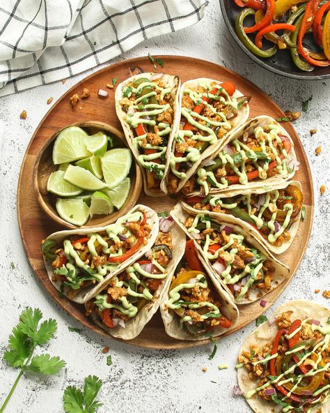 Healthy Tofu Tacos, Fajita Tofu, Vegan Tofu Tacos, Tofu Street Tacos, Legume Tofu, Vegan Fajitas, Fajita Tacos, Plats Healthy, Vegetarian Meals