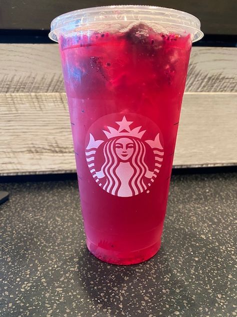 Starbucks Fruit Punch Drink Punch Drink, Passion Tea Lemonade, Starbucks Drinks Diy, Secret Starbucks Recipes, Iced Starbucks Drinks, Passion Tea, Secret Starbucks Drinks, Starbucks Secret Menu Drinks, Starbucks Coffee Drinks