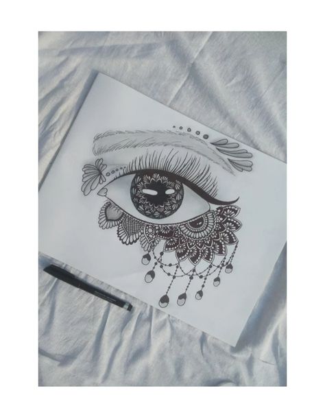 Eye mandala art ✨ Mandala Art Sketch, Eye Mandala Art, Sketch Eyes, Eye Mandala, Sketch Images, Mandala Book, Doddle Art, Easy Mandala, Easy Mandala Drawing