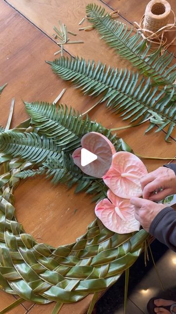 Coco Kealohi on Instagram: "TROPICAL WREATH WORKSHOP✔️🌺 @ponopotions 
-
This was our first ever tropical wreath workshop and I’m kind of obsessed with how amazing they turned out😍 mahalo nunui to the gorgeous ladies for joining this morning and @ponopotions for hosting!!! What workshop should we host next?? Let us know in the comments below!! 🤗" Palm Leaf Wreath Diy, Hawaiian Wreath Diy, Hawaiian Roller Coaster Ride, Hawaiian Wreath, Wreath Workshop, Hawaiian Crafts, Tropical Wreath, Coconut Leaves, Tropical Christmas