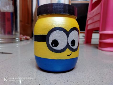 Minion Pot Painting, Kitchen Art Diy, Minion Painting, Minion Drawing, Bottles Decoration Diy, Diy Minions, Minion Theme, Cute Puppy Wallpaper, Diy Crafts Love