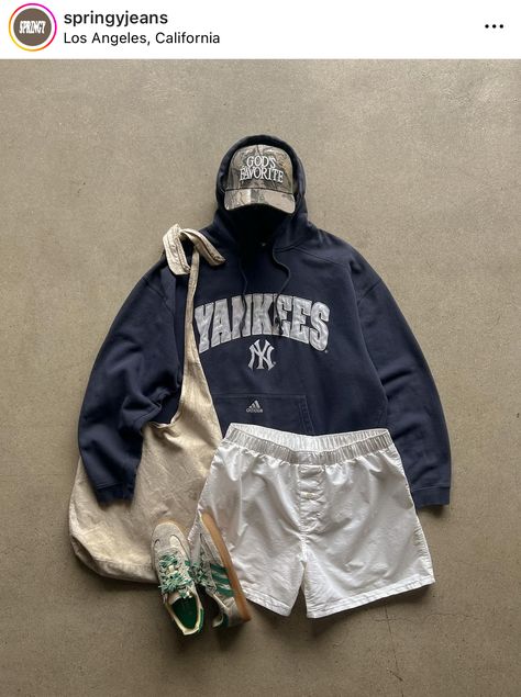 Yankee Game Outfit, Yankees Game Outfit, Yankees Game, Yankee Fitted, Game Outfit, Vintage Outfit, Baseball Games, Winter Fits, Gaming Clothes