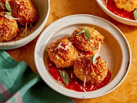 Meatball Parmesan, Juicy Meatballs, Sunny Anderson, Summer Baking, Halloween Baking, Parmesan Crusted, Star Food, Ree Drummond, Marinara Sauce