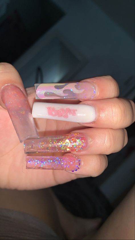 Bratz Doll Nails, Bratz Nails Art, Bratz Nails Acrylic, Bratz Inspired Nails, Bratz Nails Design, Bratz Nails, 21 Nails, Bday Stuff, Weak Nails