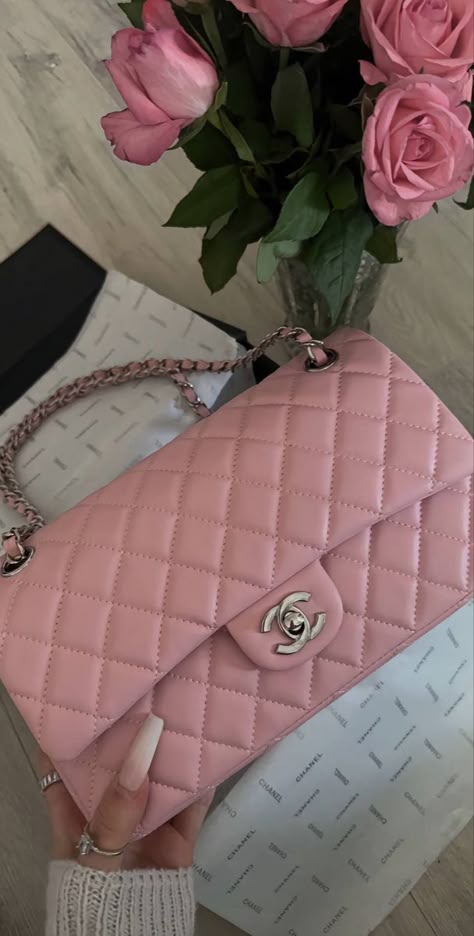 Natalie Aesthetic, Pink Chanel Bag, Pink Channel, Vintage Chanel Bag, Handbag Essentials, Pink Pilates Princess, Women's Bags By Style, Pink Pilates, Pink Chanel