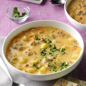 Cheese Burger Soup, Burger Soup, Cheese Burger Soup Recipes, Cheeseburger Soup, Taste Of Home Recipes, Cheese Burger, Soups Stews Chilis, Hamburger Recipes, Soup Chili