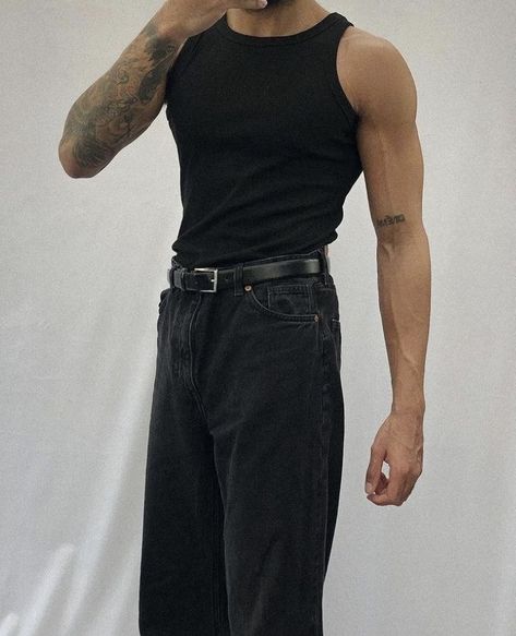 Look 80s, Look Grunge, Street Style Outfits Men, Tank Top Outfits, Mens Outfit Inspiration, Neutral Colours, Mens Fashion Streetwear, Cool Outfits For Men, Ribbed Tank Top