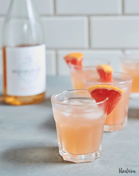 Grapefruit Wine Recipe - PureWow Easy Cocktail Recipes, Grapefruit Recipes, Batch Cocktails, Vodka Lemonade, Easy Cocktail, Fruity Cocktails, Brunch Cocktails, Salad Recipes For Dinner, Cocktail Recipes Easy