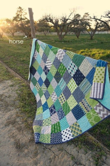 Green Quilts, Straight Stitch Sewing, Diy Monogram, Homemade Quilts, Green With Blue, Green Quilt, Boy Quilts, Diy Quilt, Quilting For Beginners