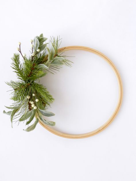 Minimalist christmas decor