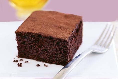 This moist chocolate cake is perfectly irresistible. Plain Chocolate Cake, Chocolate Cake Images, Chocolate Olive Oil Cake, Olive Oil Cake, Moist Chocolate Cake, Cake Images, Chocolate Cake, Chocolates, Cocoa