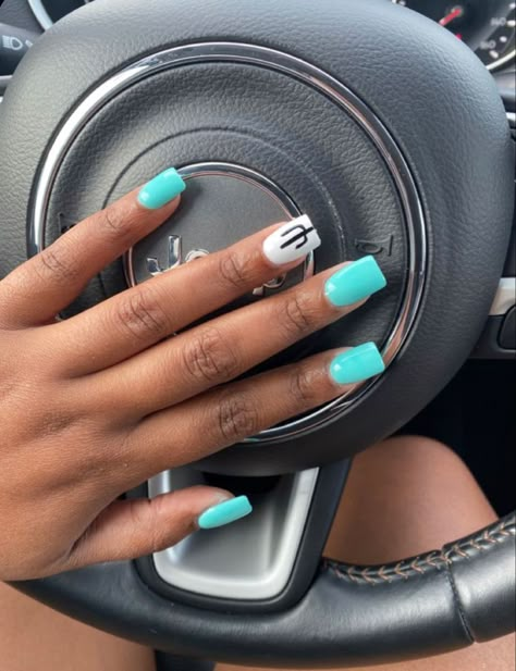 Acrylic Nails For Nurses, Nails For Nurses, Country Acrylic Nails, Rodeo Nails, Cowboy Nails, Concert Nails, Western Nails, Teal Nails, Country Nails