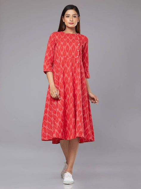 Red ikat cotton dress with one side button detailing by The Wooden Closet. Sambalpuri Dress, Feeding Dresses, Indie Dress, डिजाइनर कपड़े, Kalamkari Dresses, Ikkat Dresses, Wooden Closet, Kurta Patterns, Stylish Tops For Women