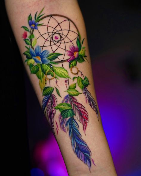 30+ Dream Catcher Tattoo Ideas for Men and Women - Tattoo Inspo Hub Dream Catcher Tattoo Ideas, Cute Dreamcatcher, Dream Catcher Tattoos, Dreamcatcher Tattoos, Tattoo On Chest, Barcode Tattoo, Be Brave Tattoo, Horse Tattoo Design, Dream Catcher Tattoo Design